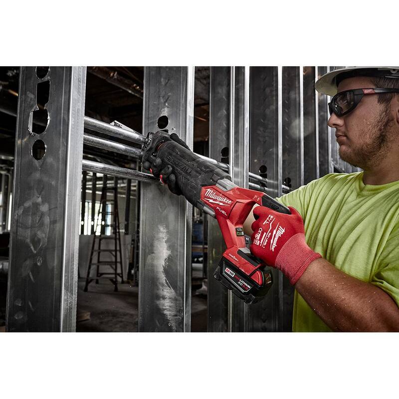 18V Lithium-Ion Brushless Cordless Reciprocating Saw with Battery & Blade Set S316