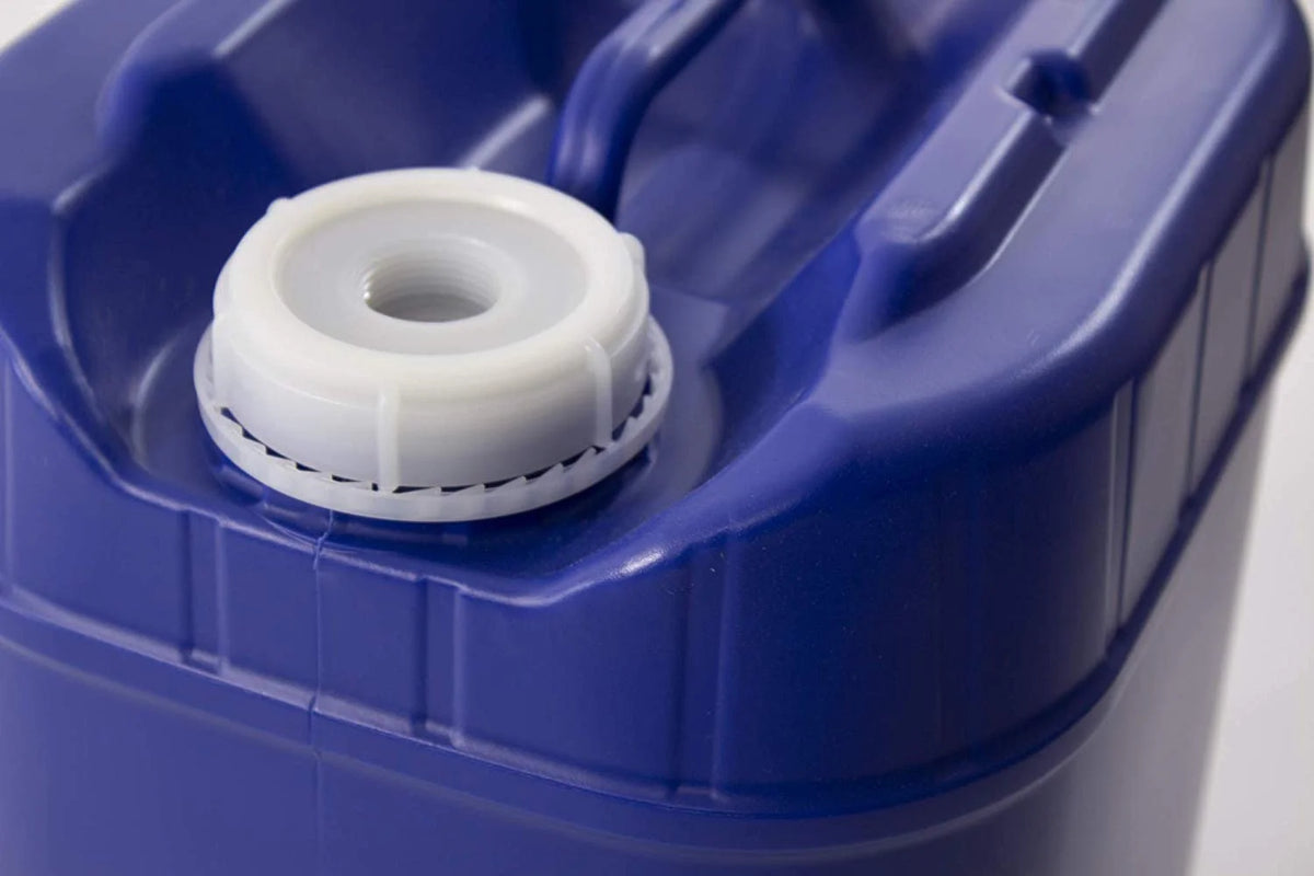 5 Gallon Water Tank with Spigot & Water Treatment Y120