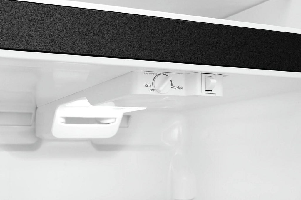 Top Freezer Freestanding Refrigerator White Q74328