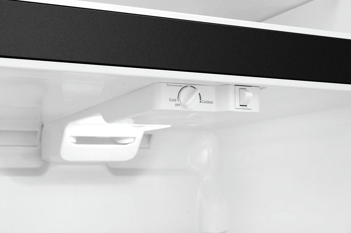 Top Freezer Freestanding Refrigerator White Q74328