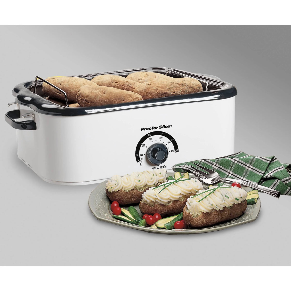 18 Quart Roaster Oven P700271