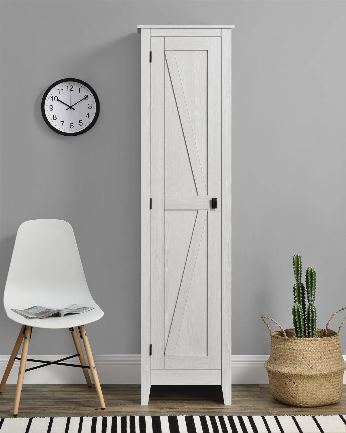 18" Wide Storage Cabinet U2871