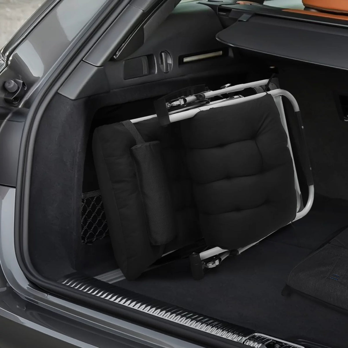 Black Zero Gravity Chair with Cushion and Side Tray S697434